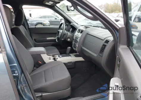 2011 Ford Escape Xlt из США, поврежденный, VIN 1FMCU9D71BKC54039